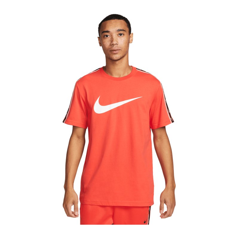 Nike Repeat T-Shirt Rot Weiss F696 - rot
