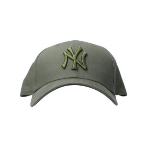 new-era-new-york-yankees-ess-940-neyyan-cap-fnov-12523887-lifestyle_front.png