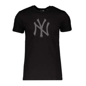 new-era-ny-yankees-reflective-print-t-shirt-fblk-12553251-lifestyle_front.png