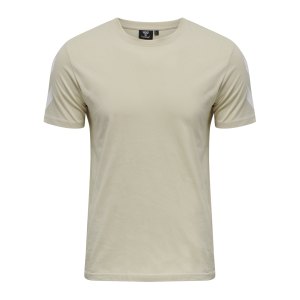 hummel-legacy-chevron-t-shirt-grau-f1116-212570-lifestyle_front.png