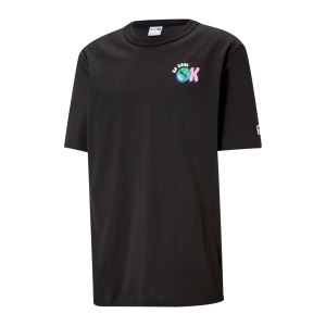 puma-downtown-graphic-t-shirt-schwarz-f01-530899-lifestyle_front.png