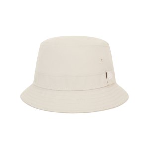 new-era-essential-bucket-hat-beige-fstn-60137421-lifestyle_front.png