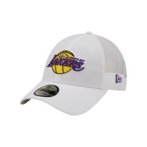 new-era-la-lakers-home-field-9forty-cap-fwhiotc-60240403-lifestyle_front.png