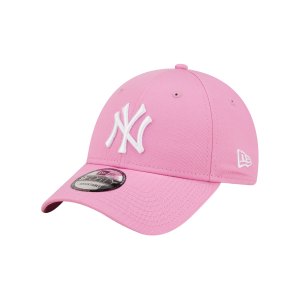 new-era-ny-yankees-9forty-cap-pink-fwrowhi-60358171-lifestyle_front.png