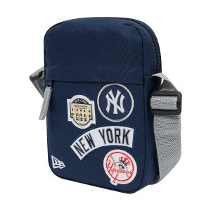 new-era-ny-yankees-mlb-schultertasche-blau-60358207-lifestyle_front.png