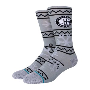 stance-nets-frosted-2-socken-grau-a545d21net-lifestyle_front.png