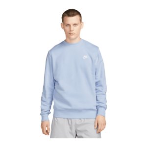 nike-club-crew-sweatshirt-blau-weiss-479-bv2662-lifestyle_front.png