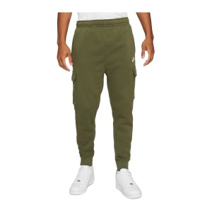 nike-club-cargo-hose-gruen-weiss-f326-cd3129-lifestyle_front.png