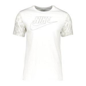 nike-classic-graphic-camo-t-shirt-weiss-f121-da0325-lifestyle_front.png