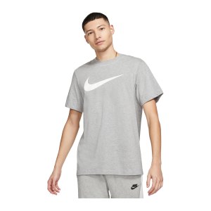 nike-swoosh-t-shirt-grau-weiss-f063-dc5094-lifestyle_front.png