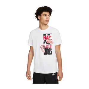 jordan-the-shoes-t-shirt-weiss-f100-dh8952-lifestyle_front.png
