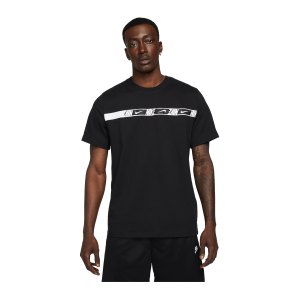 nike-repeat-t-shirt-schwarz-weiss-f014-dm4675-lifestyle_front.png