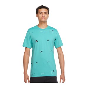nike-all-over-print-t-shirt-blau-f392-dn5246-lifestyle_front.png