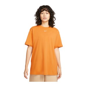 nike-essential-t-shirt-damen-orange-weiss-f738-dn5697-lifestyle_front.png