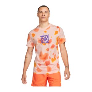 nike-t-shirt-orange-f610-dq1067-lifestyle_front.png