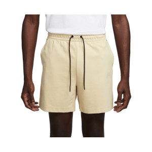 nike-tech-essentials-short-gold-f783-dx0828-lifestyle_front.png