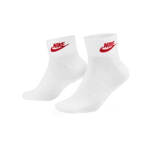 nike-every-essential-socken-3er-pack-weiss-f911-dx5074-lifestyle_front.png