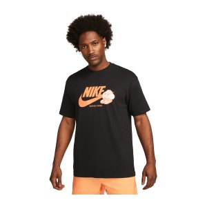nike-max90-t-shirt-schwarz-f010-fb9803-lifestyle_front.png