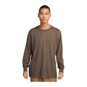 nike-utility-sweatshirt-grau-f004-fd4337-lifestyle_front.png