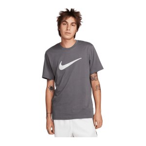 nike-t-shirt-grau-f068-fn0248-lifestyle_front.png