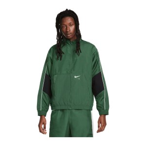 nike-woven-air-jacke-schwarz-f323-fn7687-lifestyle_front.png