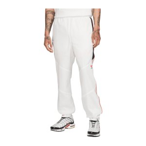 nike-air-jogginghose-weiss-schwarz-f121-fn7688-lifestyle_front.png