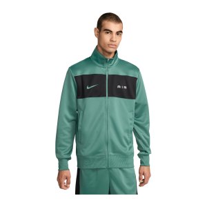 nike-air-track-jacke-gruen-f361-fn7689-lifestyle_front.png