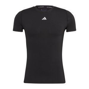 adidas-techfit-t-shirt-schwarz-hk2337-lifestyle_front.png