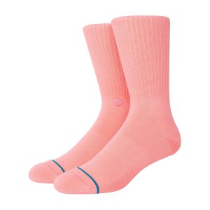 stance-uncommon-solids-icon-socks-pink-m311d14ico-lifestyle_front.png