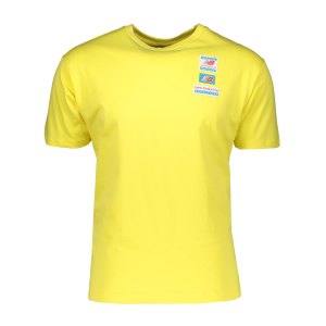 new-balance-essentials-tag-t-shirt-gelb-fftl-mt11516-lifestyle_front.png