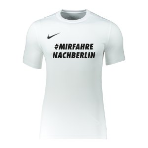 nike-sc-freiburg-mirfahrenachberlin-shirt-f100-scffcw6952pokal-fan-shop_front.png