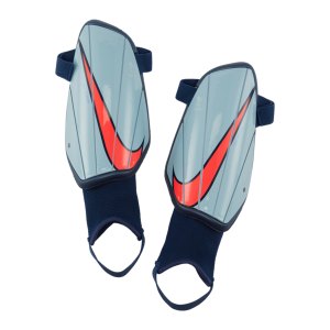 nike-charge-schienbeinschoner-blau-rot-f492-sp2164-equipment_front.png
